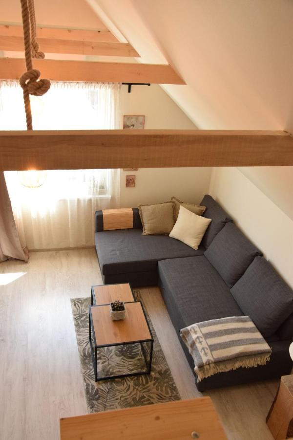 A&J Apartments Klaipėda Esterno foto